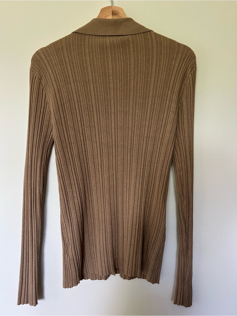 Women's Ribbed Button-Front Collared Top in Tan - Picture 2 of 3